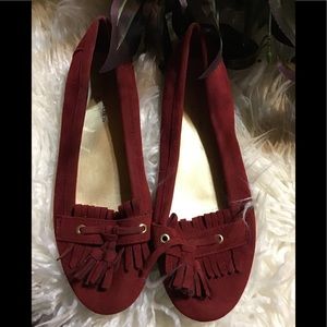 Women’s size 6 suede red shoes